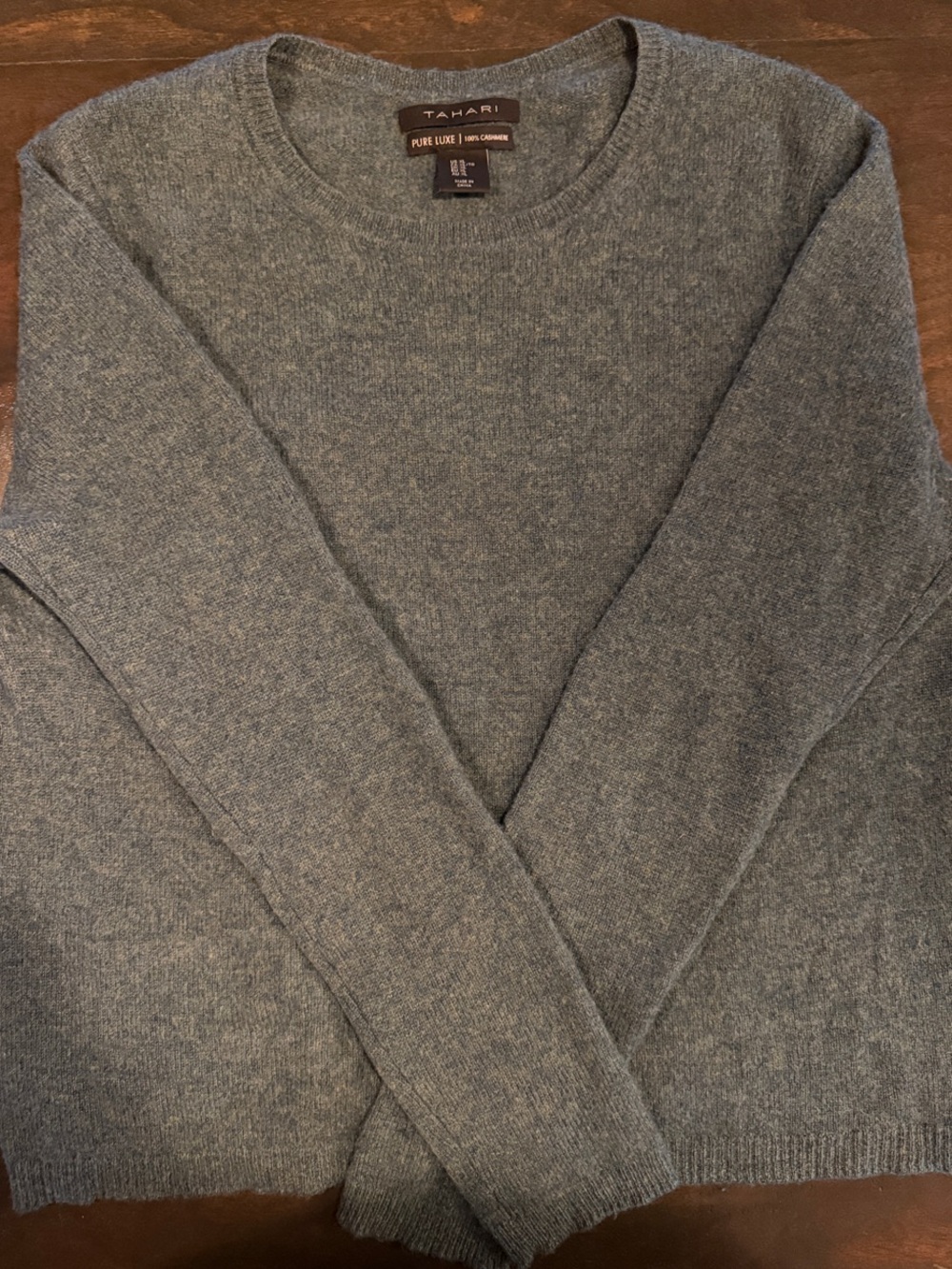 PURE LUXE 100% Cashmere, Tahari Heathered Green Crewneck Sweater